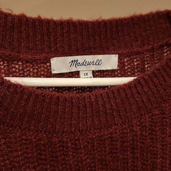 Madewell women’s sweater - Picture 2 of 3